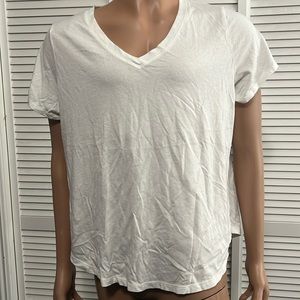 White shirt old navy xl